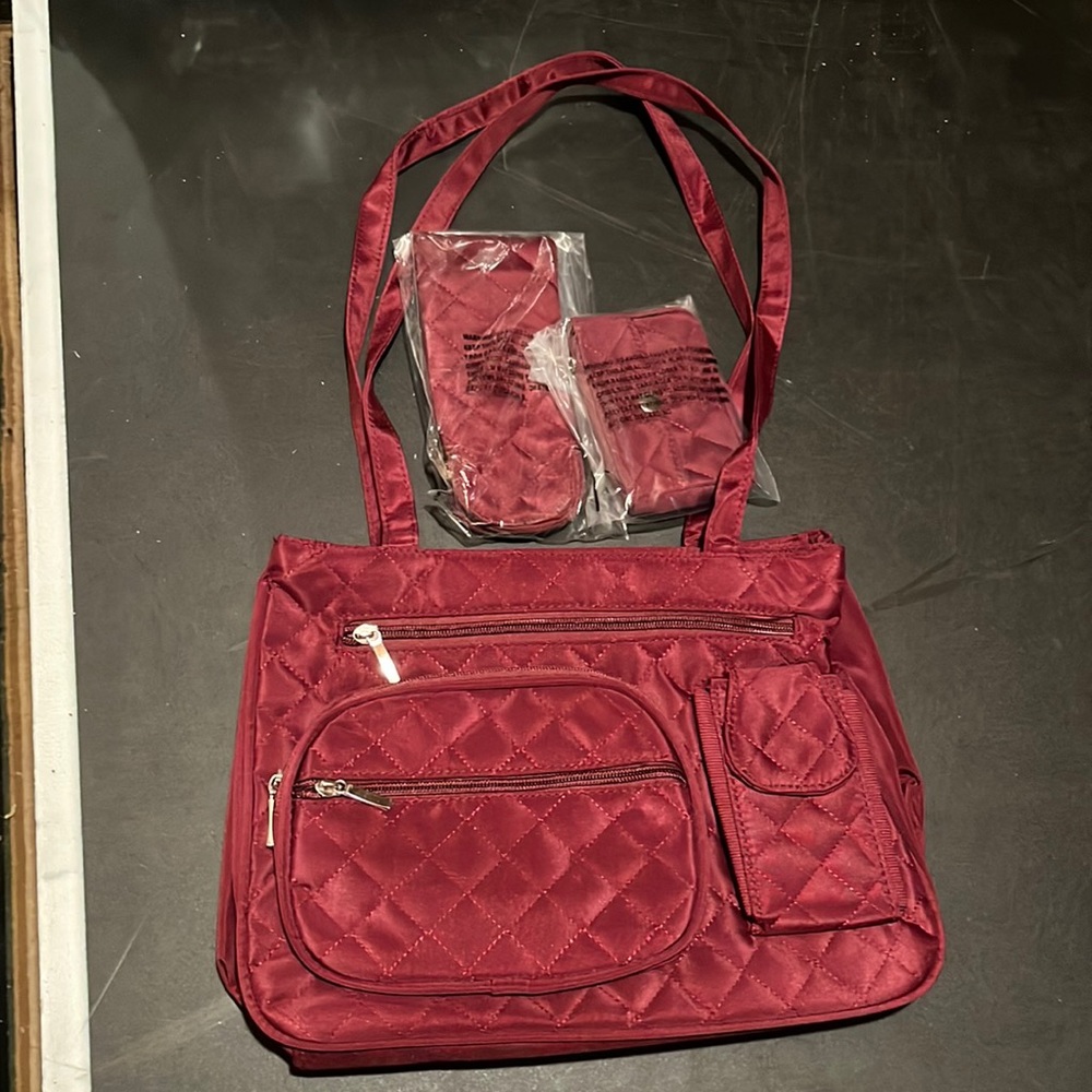 Quilted shoulder bag 🌻